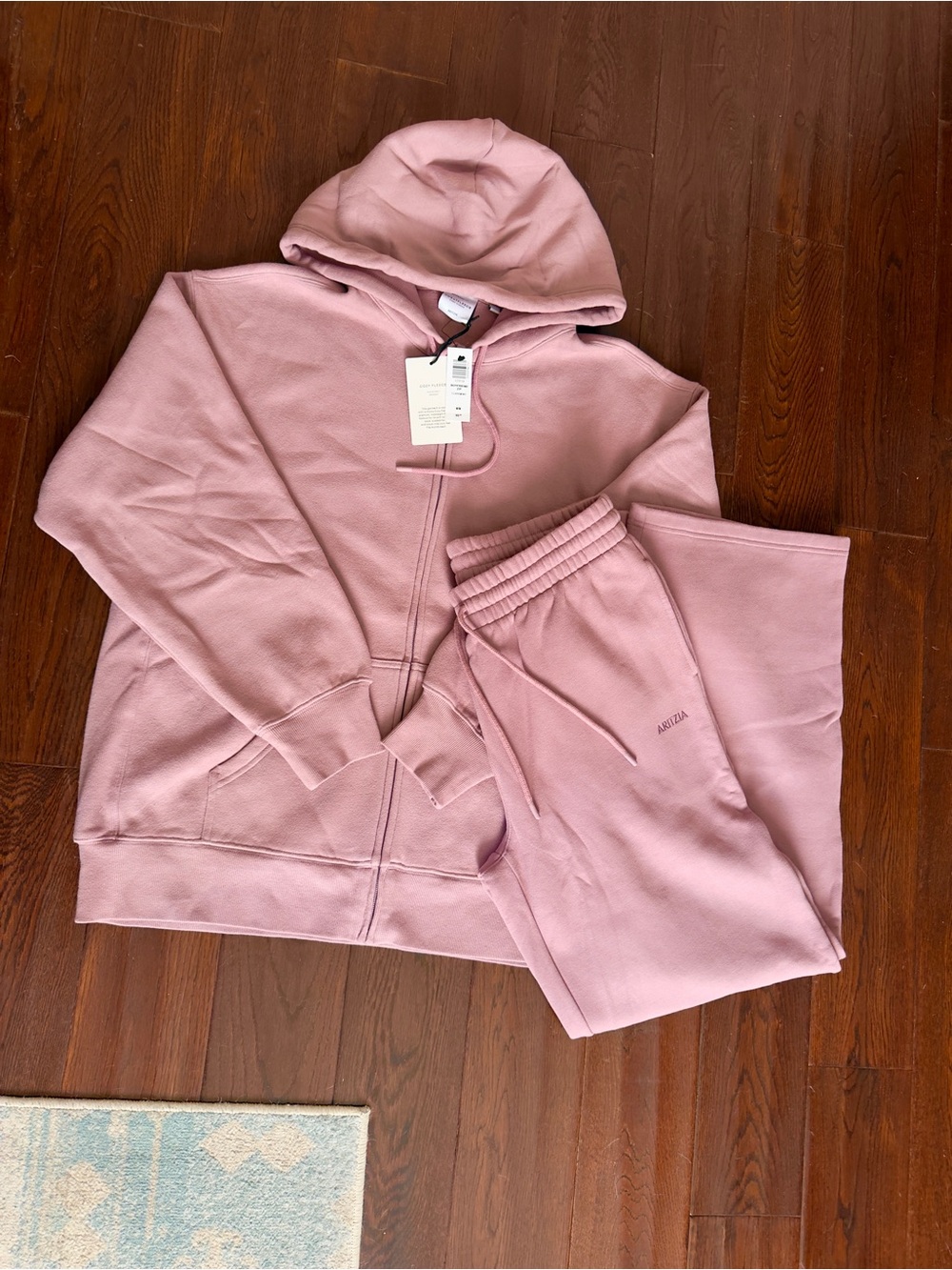 Sweat Set Aritzia Zip Hoodie and Wide Leg Sweatpants in Claremont - Dusty Pink